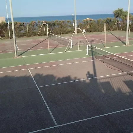 Dans Avec Piscine, Tennis Et Direct A La Plage En Corse Сasa de vacaciones Prunete