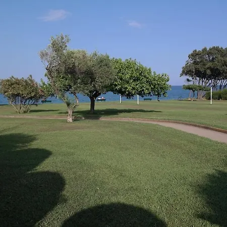 Σπίτι διακοπών Dans Avec Piscine, Tennis Et Direct A La Plage En Corse *